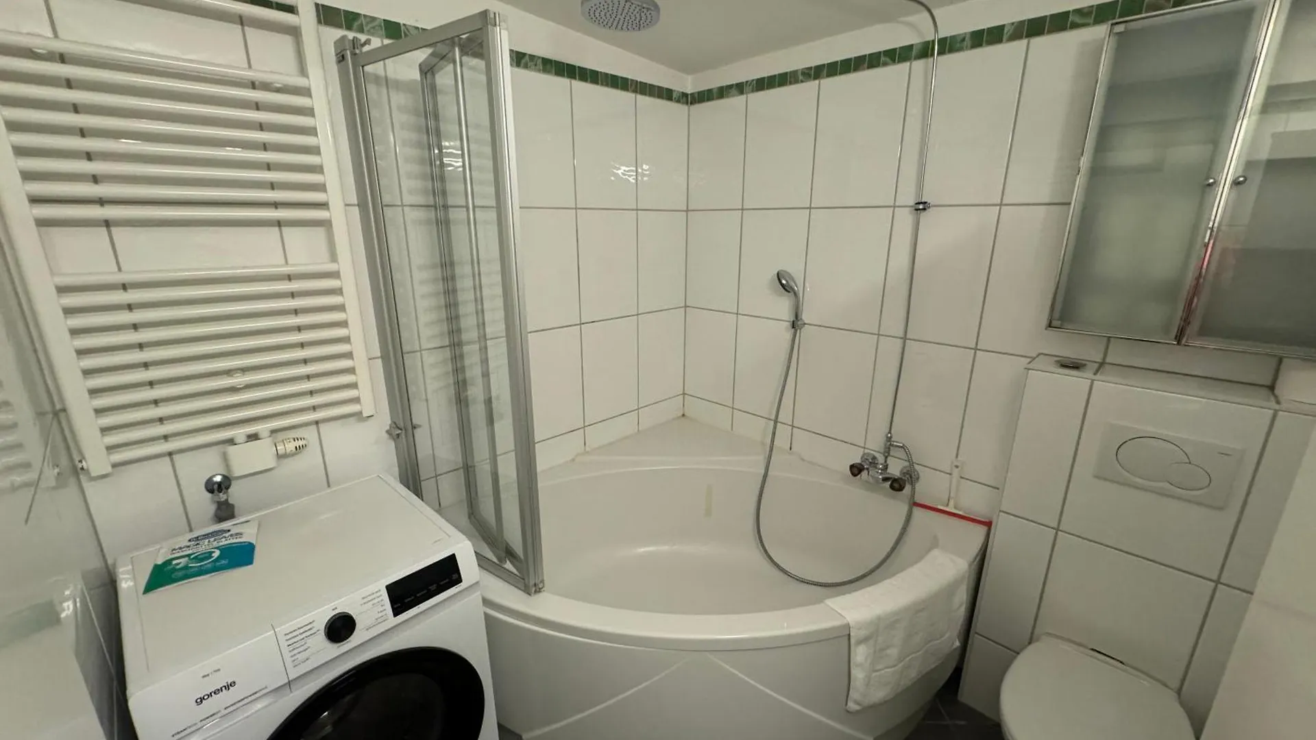 Guesthouse Mozart - Apartment House Salzburg Homestay