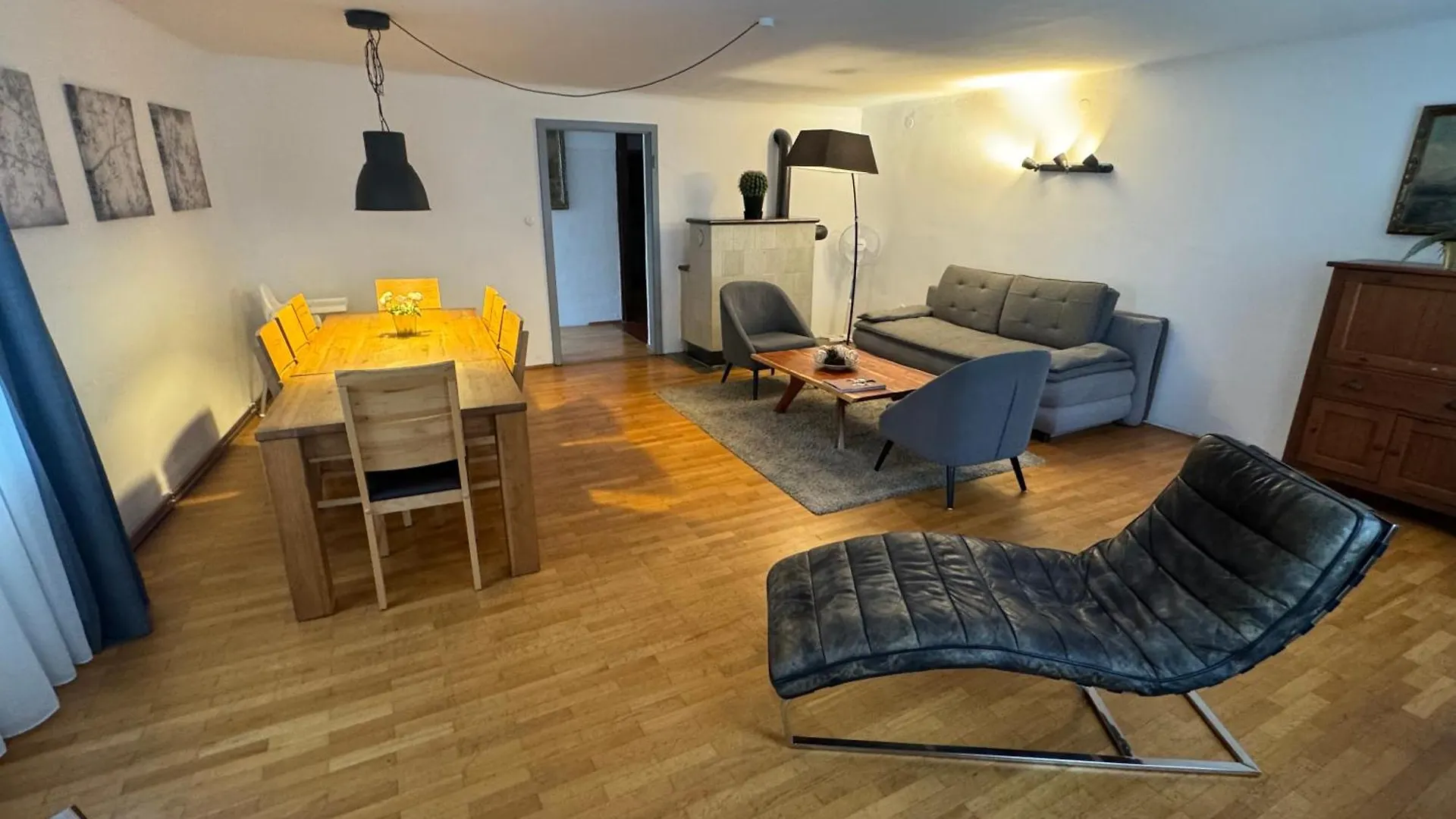 Homestay Guesthouse Mozart - Apartment House Salzburg Austria